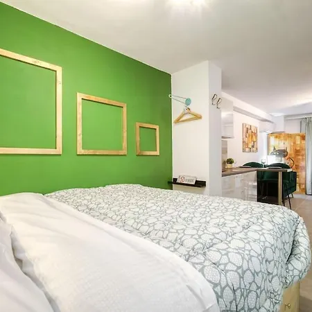 Modern Boutique * Atenas